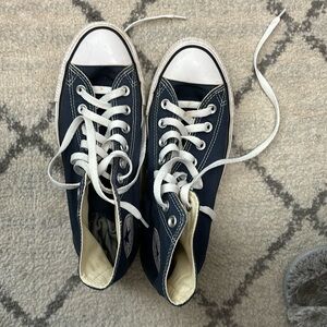 Navy converse unisex